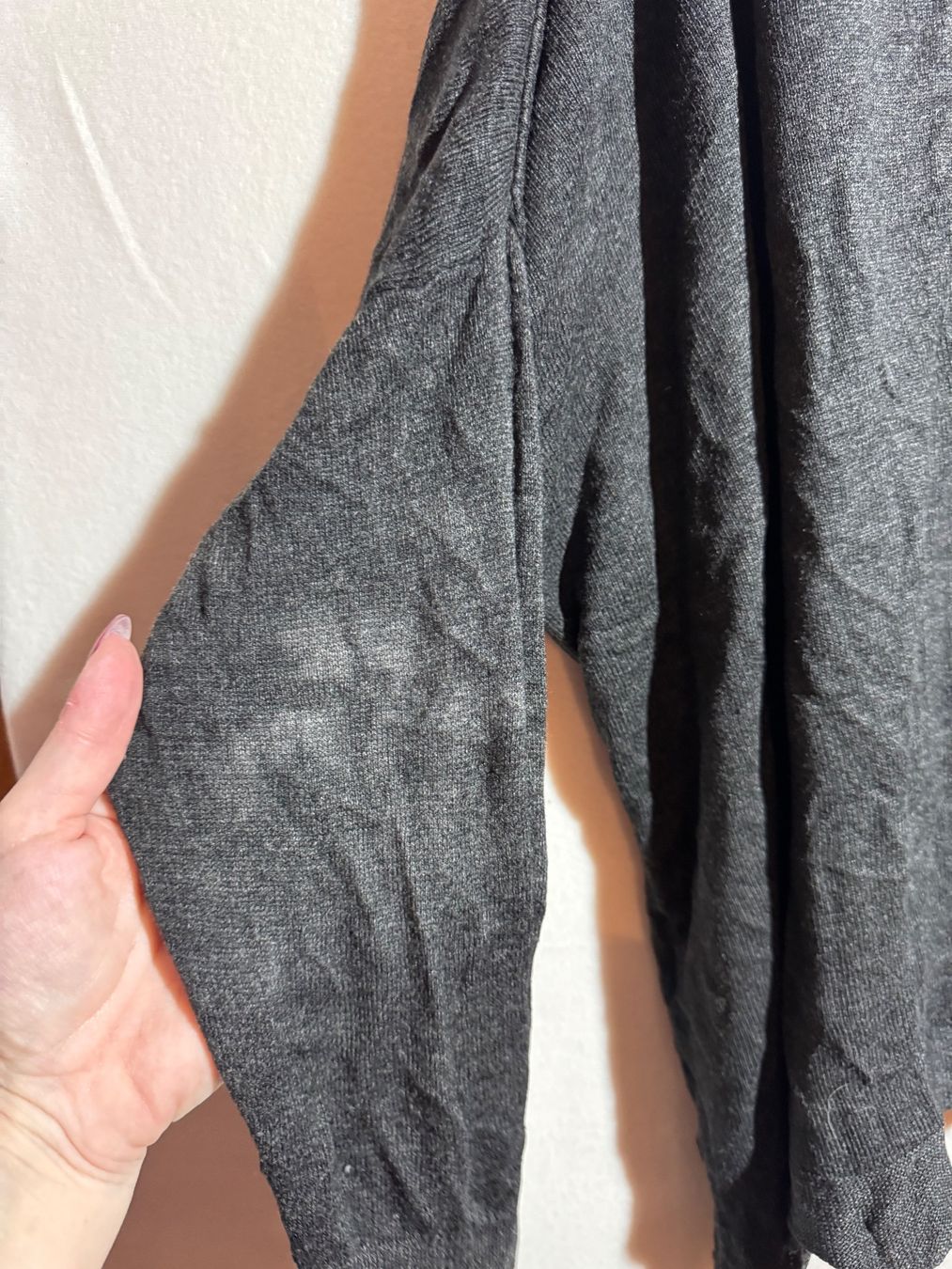 Maglioni & Felpe: Grauer Pullover ca. Gr. XXL – Usato da Grosswangen venduto da SALE_SALE_SALE 1
