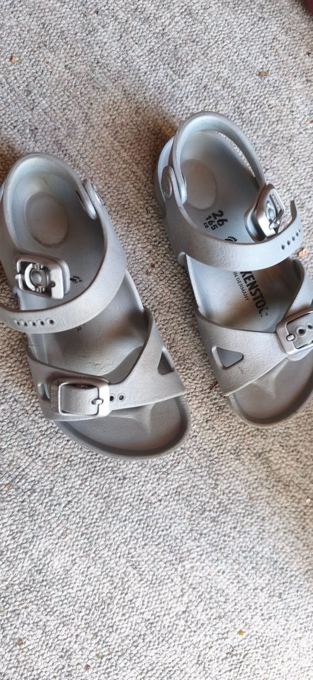 Birkenstock Scarpe da uomo: Sandalen Kinder – Usato da Winterthur venduto da OldShatterhand1.