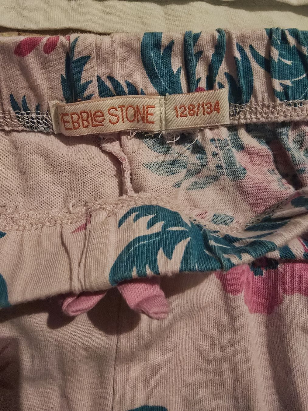 Pyjamas & Ähnliches: 2x Pyjama Set, Gr. 128/134, Top Zustand, Mädchen – Gebraucht aus Lommiswil von PositiveVibe 5