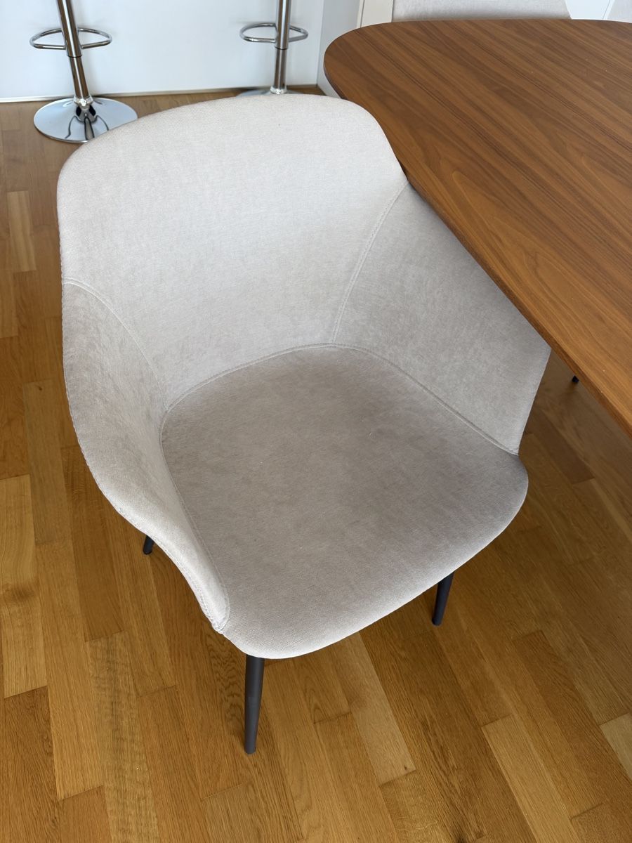 Pfister Tischset: Pfister Table + Chaises – Gebraucht aus La Tour-de-Peilz von HOTMI00 6