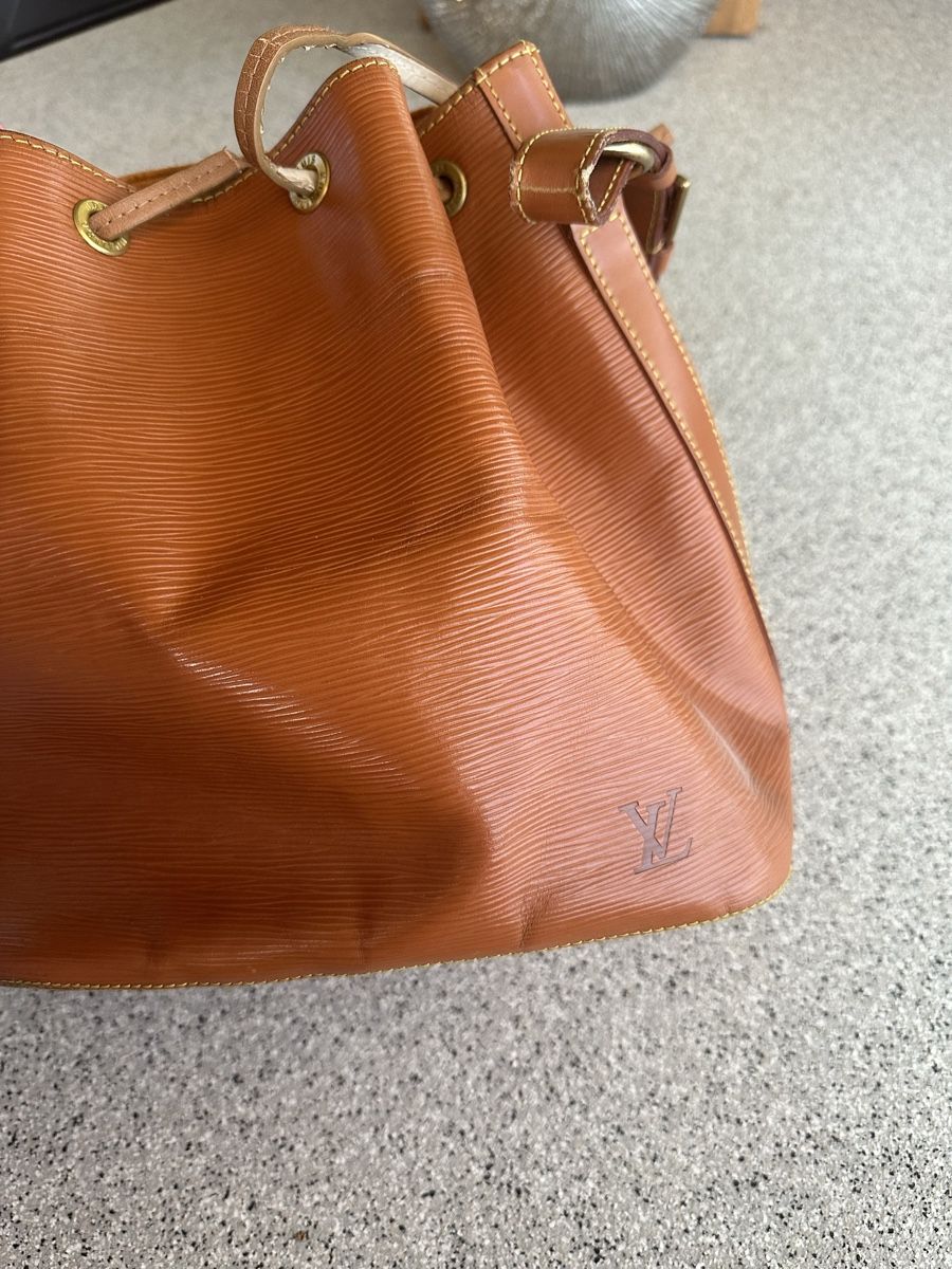 Louis Vuitton Sacs femmes: Louis Vuitton Petit Noe – D'occasion à Stäfa par Kurt33 2