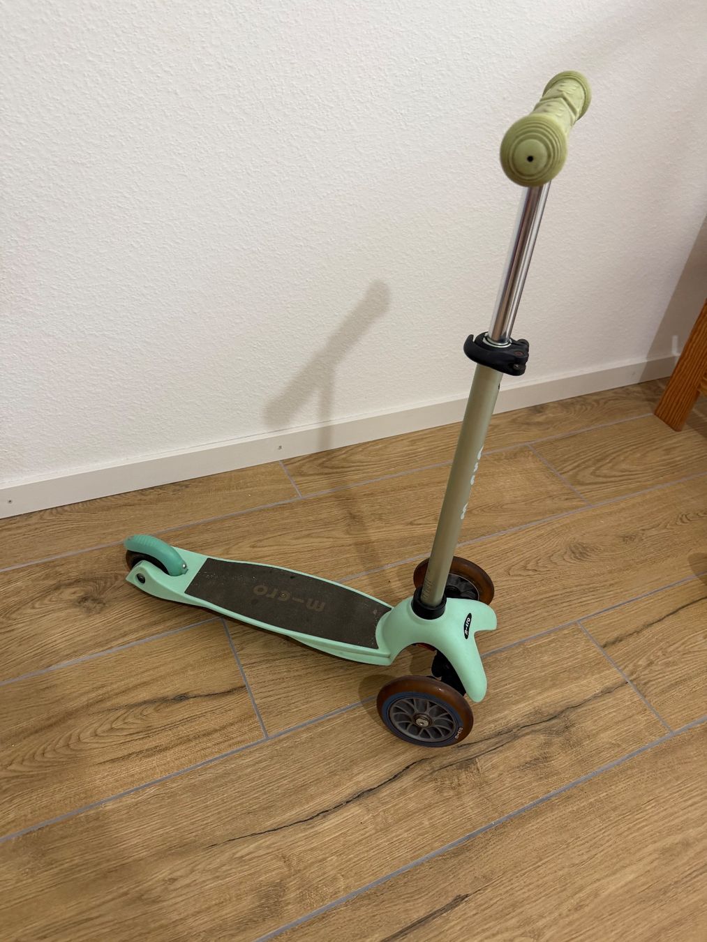 Micro Véhicules pour enfants: Trottinette Mini Micro 3en1 révolution - Micromobility – D'occasion à Misery par gha_7p6c 1