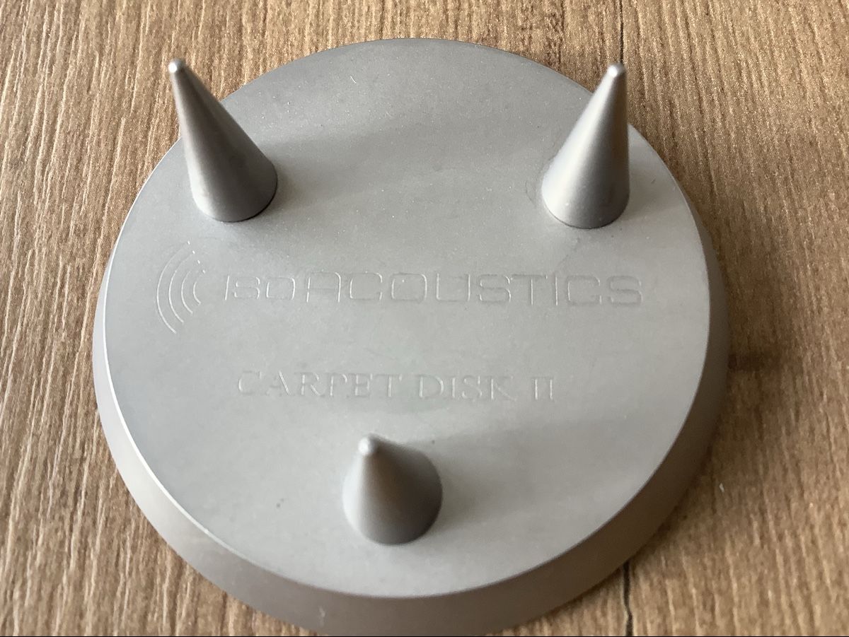 Verstärker: Isoacoustics Carpet Disk 2 – Gebraucht aus herzogenbuchsee von HIFIANER 1