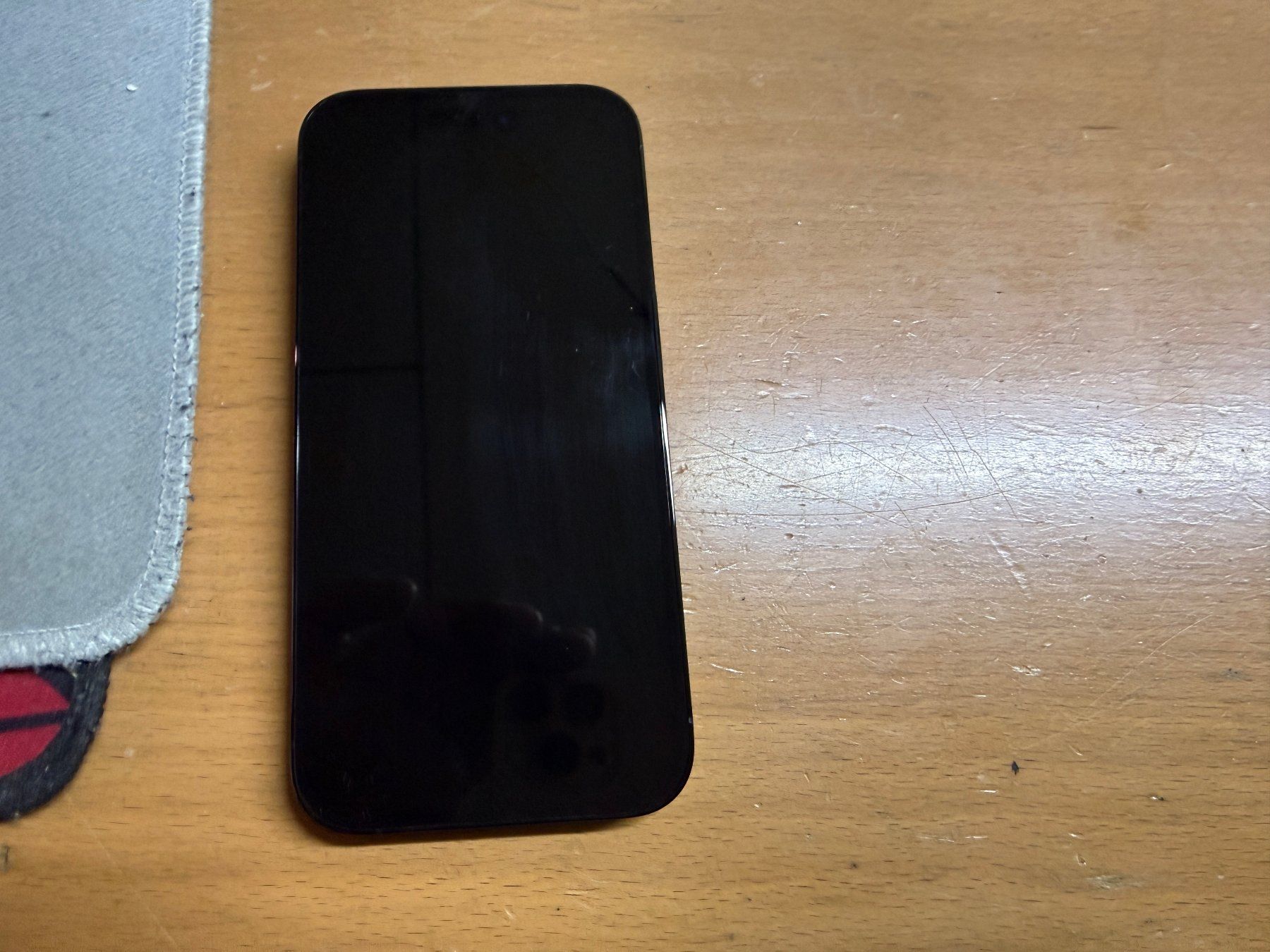 Apple Telefoni cellulari / Smartphones: Iphone 14 Pro 128Gb – Usato da Au SG venduto da bah_6f5w