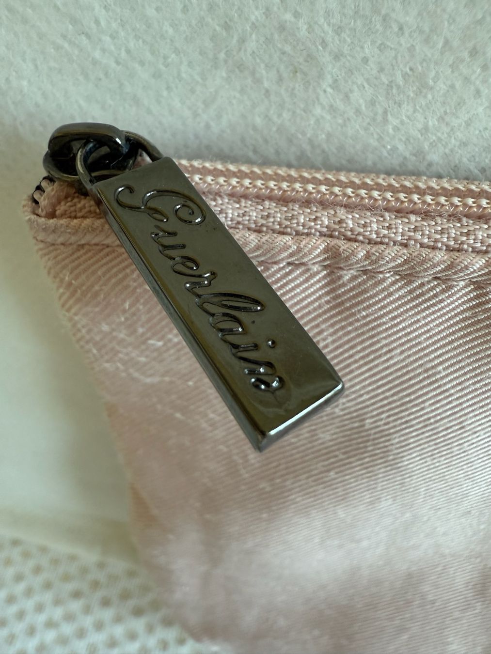 Guerlain Custodie per cosmetici: Guerlain - Trousse de maquillage – Usato da Sion venduto da accroshoes 4