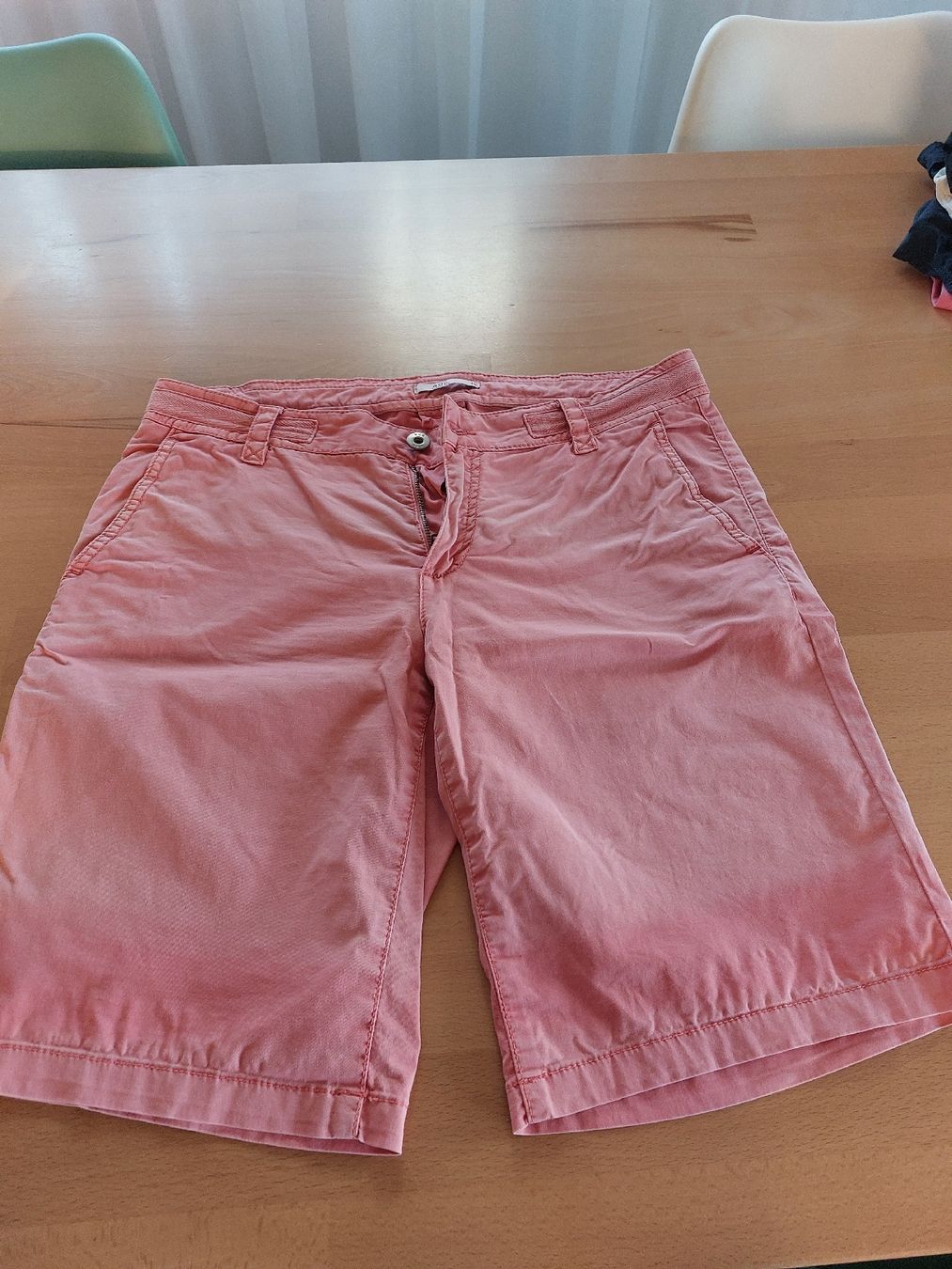 Lotti di vestiti: Shorts Paket Kurze Hosen – Usato da Hilterfingen venduto da Audimat 1