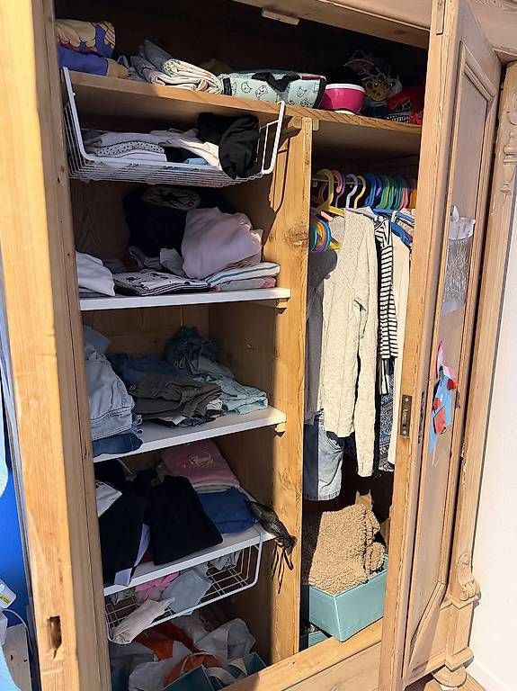 Armadi: Schöner alter Holzschrank – Usato da Arbon venduto da dingo2015 1