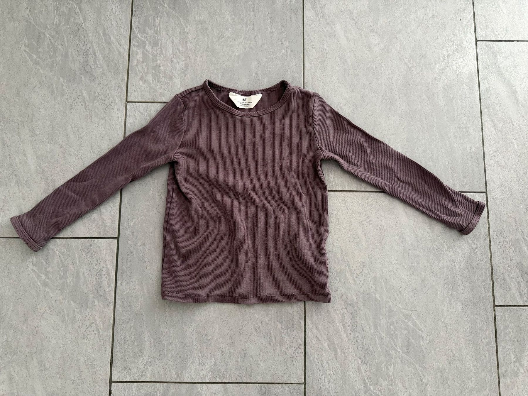 H&M Pullover & Sweatshirts: Pullover - Grösse 110/116 - H&M – Gebraucht aus Bülach von Loredana13