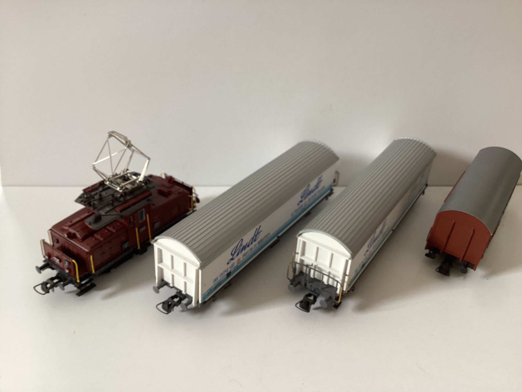 Fleischmann Modelleisenbahnen: Roco Lindt SBB Ee 3/3 41089 – Gebraucht aus Effretikon von simtek_de 1