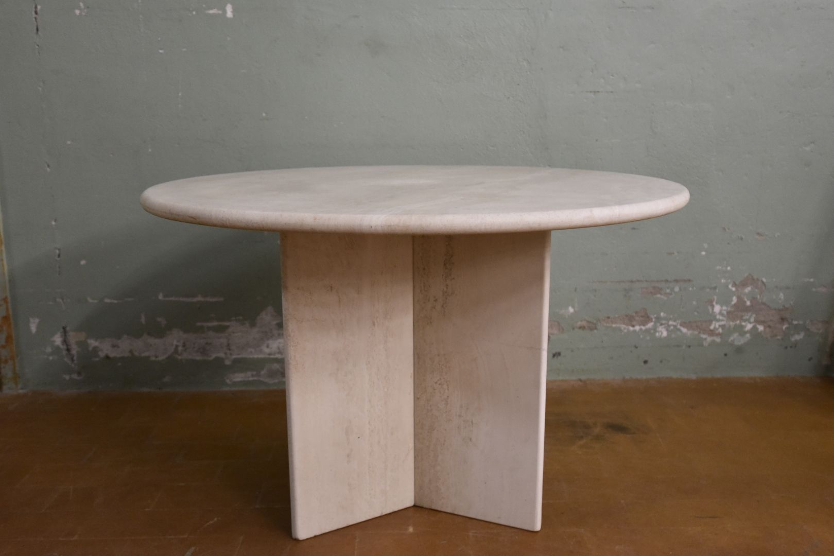 Tavoli: Designer Esstisch aus Travertin – Usato da Lichtensteig venduto da Usedinstorecom