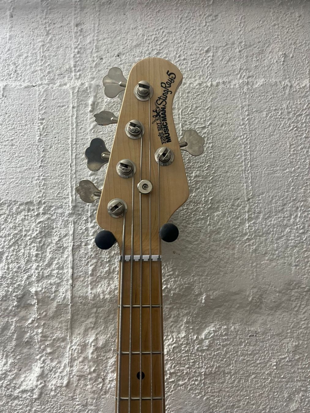Strumenti musicali: Music Man Stingray 5H – Usato da Maur venduto da jam_syf8 4