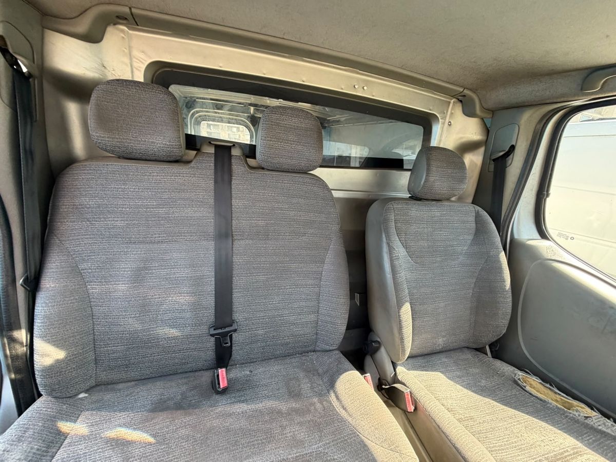 Renault Veicoli commerciali: Renault Trafic  2010 1.9l Diesel – Usato da Bussnang venduto da asa_nh26 3