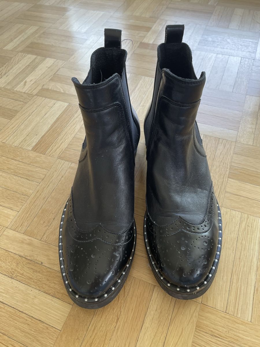 Globus Damenschuhe: Globus Stiefeletten – Gebraucht aus Zürich von Oliviakeller