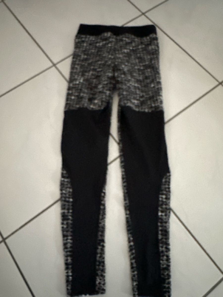 Nike Leggings: Nike Pro Leggins schwarz-grau Gr. S – Usato da Wileroltigen venduto da torro11 4