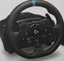 Logitech G923 Racing Wheel and Pedals
