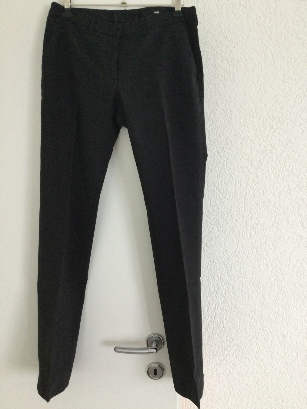 H&M Hosen: Schwarze Stoffhose von H&M, Grösse 36 – Gebraucht aus Baar von negombo