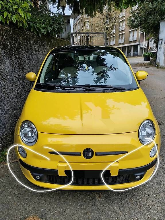 Tutti pezzi di ricambio auto: Fiat 500 2007-2015 leisten schwarz – Usato da Vaduz venduto da Leccese85 1