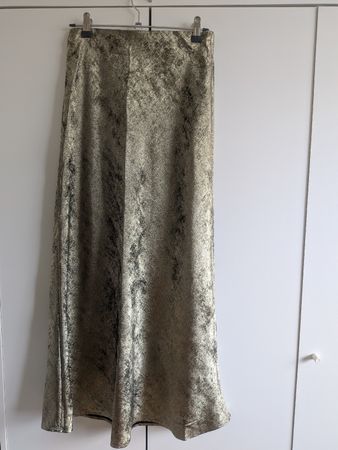 H&M Golden Skirt, Size S (never worn)