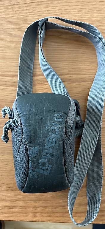 Lowepro Borse: Lowepro Kameratasche – Usato da Schlieren venduto da svex87