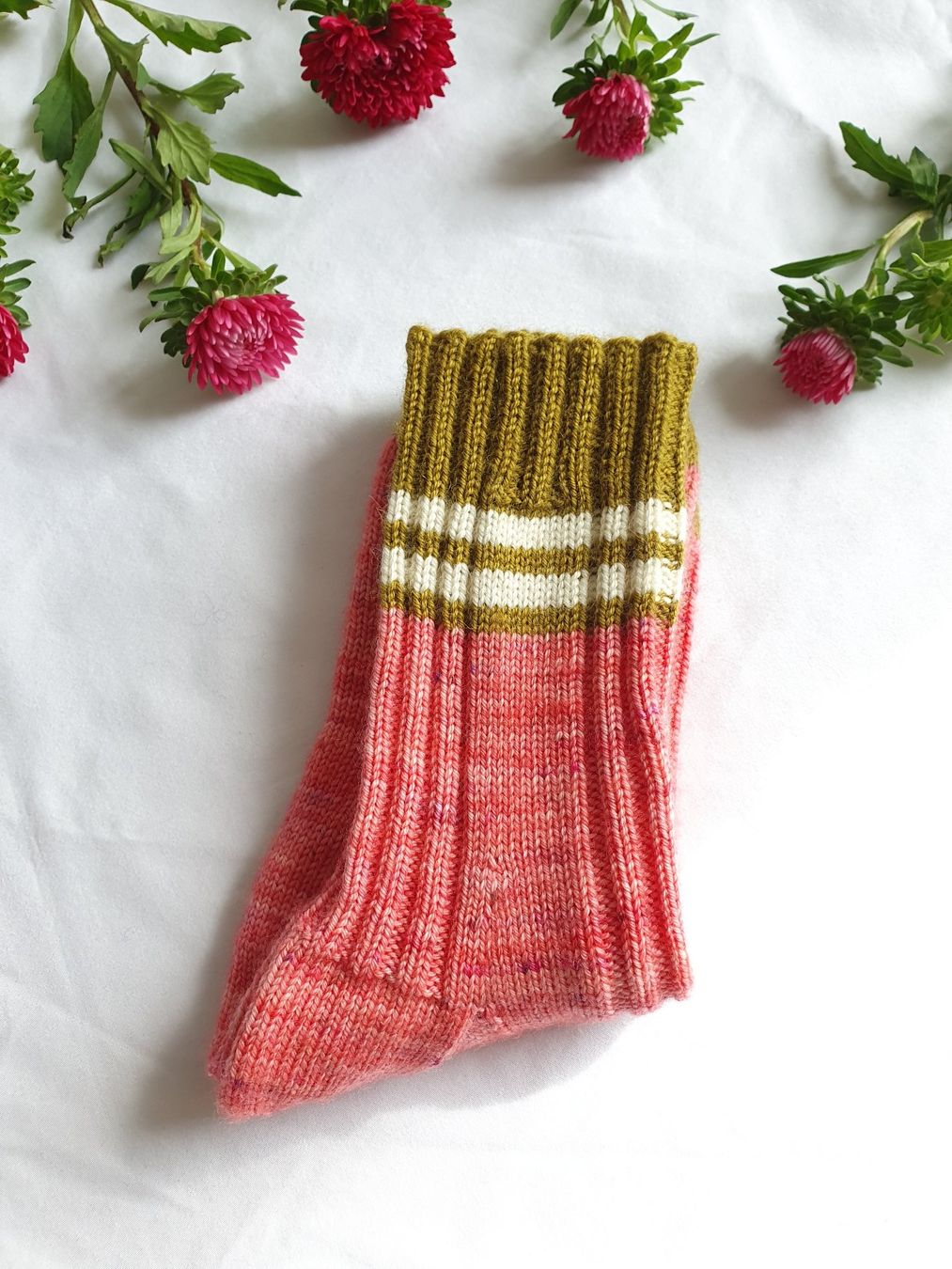 Socken: Handgestrickte Socken, Gr. 36/37, Wollsocken, Geschenk – Neu und originalverpackt aus Neunkirch von Sandramay 2