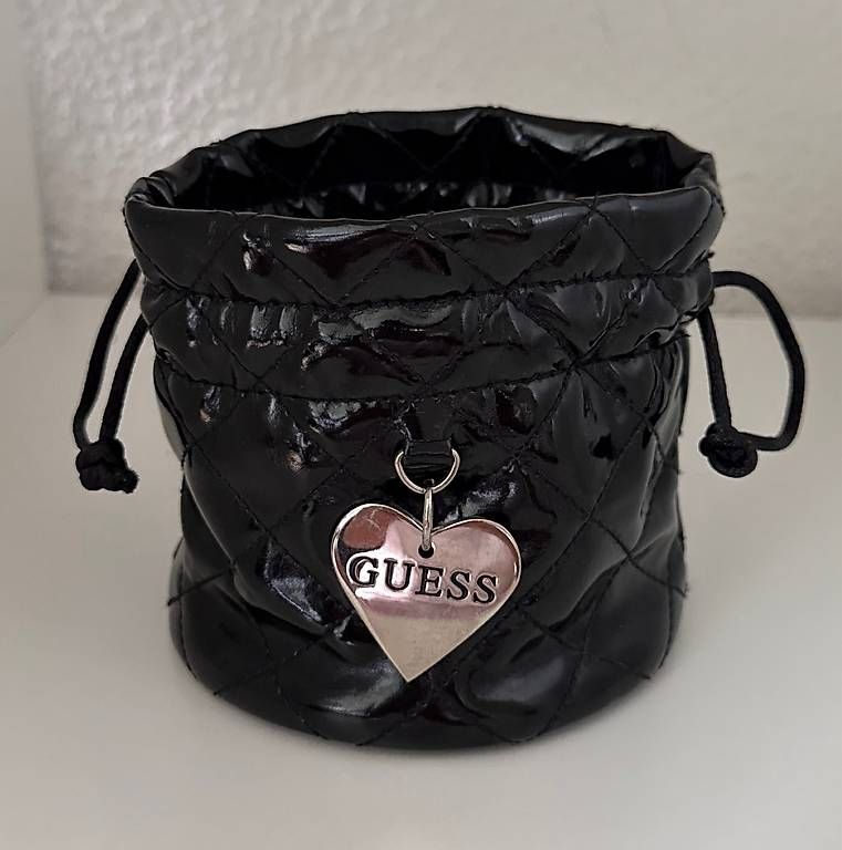 Uhren: Guess Uhr Unisex – Gebraucht aus Zürich von MXjr 2