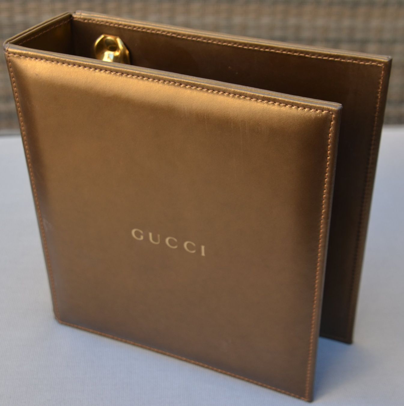 Raccoglitori: Gucci Ordner /  Classeur – Usato da Collonges venduto da Auganien