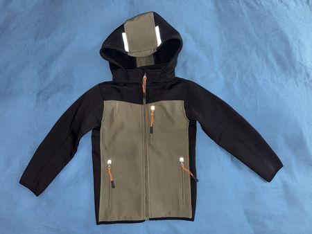 Softshelljacke Ten Degrees gr122, neuwertiger Zustand
