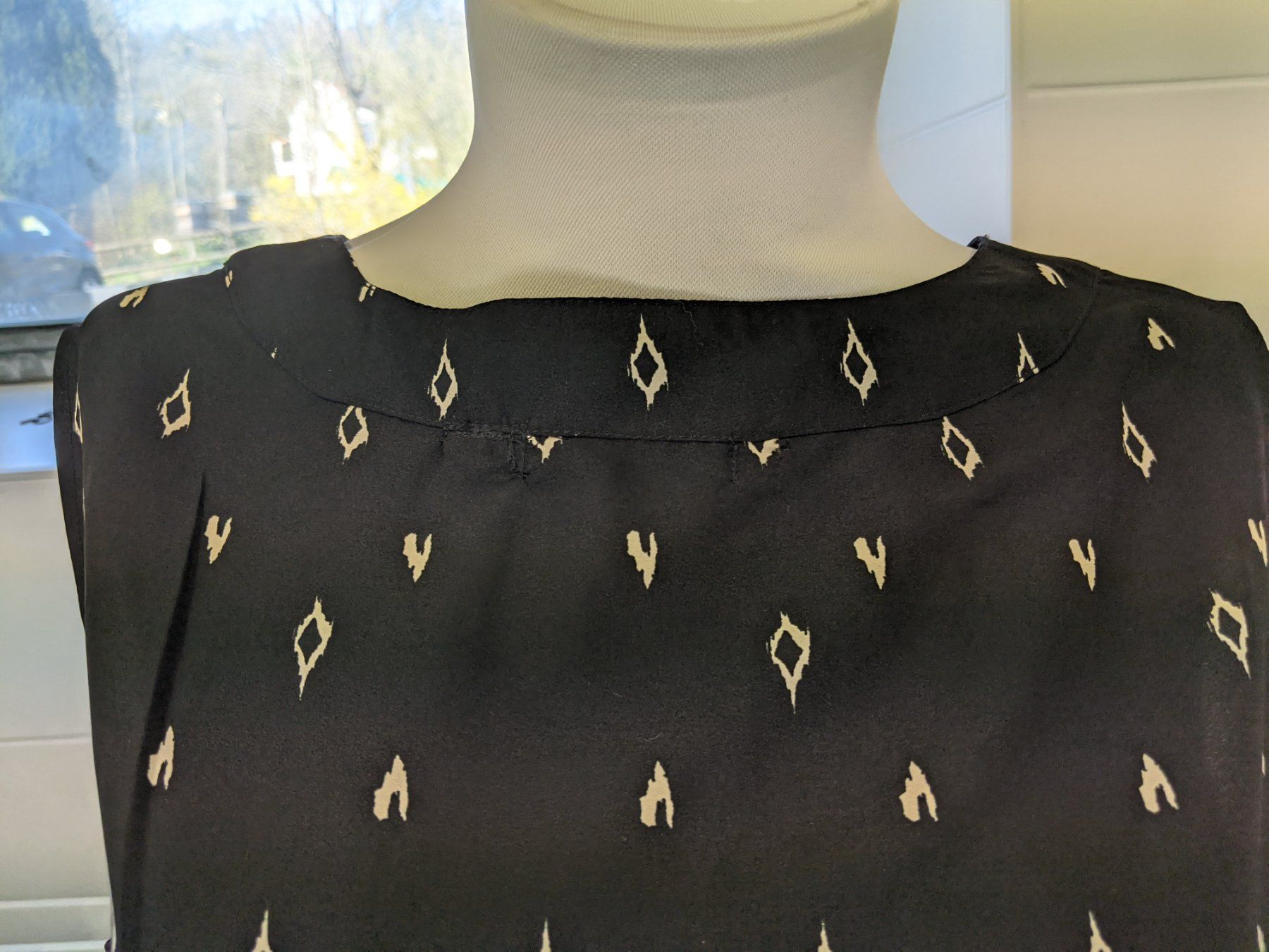 Vestiti: damenkleid GR 40 – Usato da Langnau am Albis venduto da Judithsebi 2