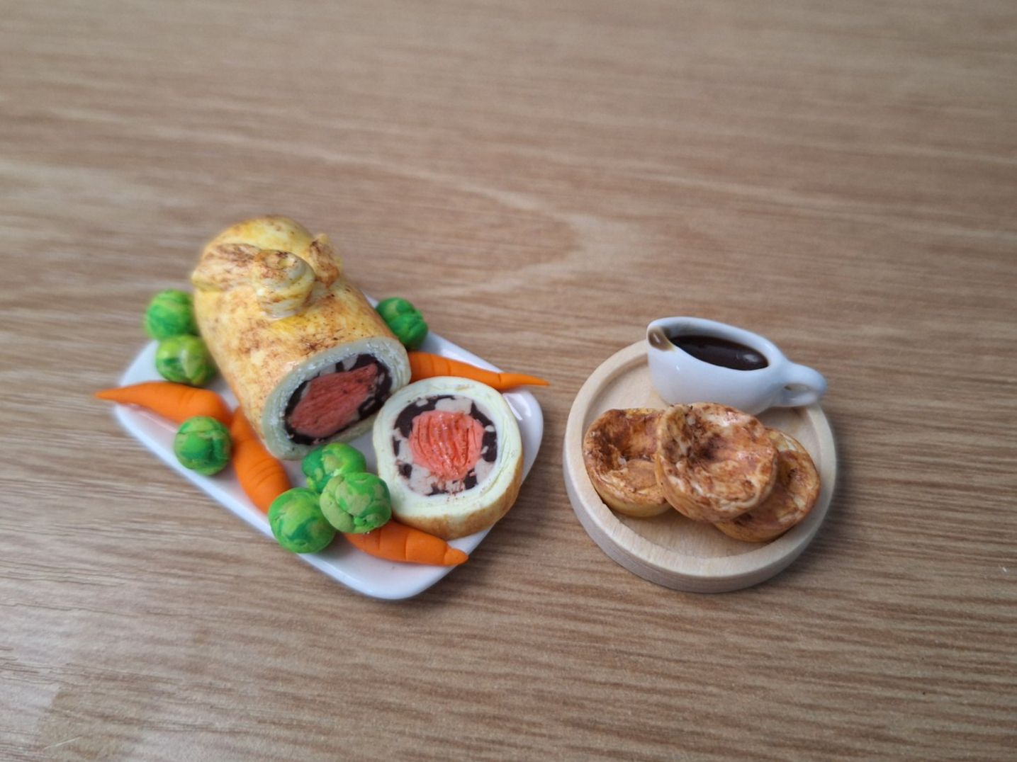 Case e mobili per bambole: Handmade Filet Wellington mit Yorkshire Pudding – Nuovo (secondo la descrizione) da Zürich venduto da HandmadeTinyFood 2