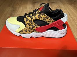 Nike Air Huarache SNKRS Day / 45 / NEU / Sneaker