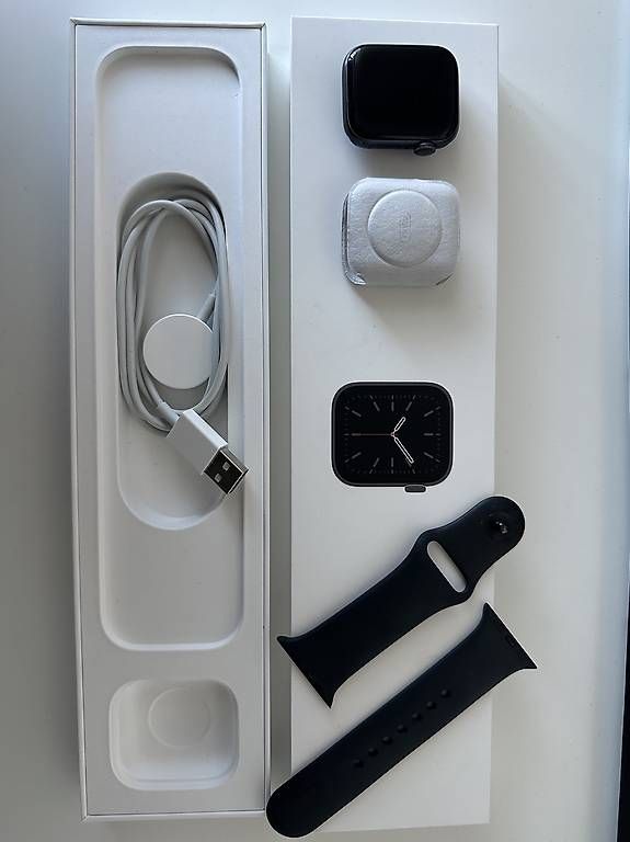 Apple Smartwatch: Apple Watch Series 6 / 40mm – Gebraucht aus Winkel von cloudclimberin
