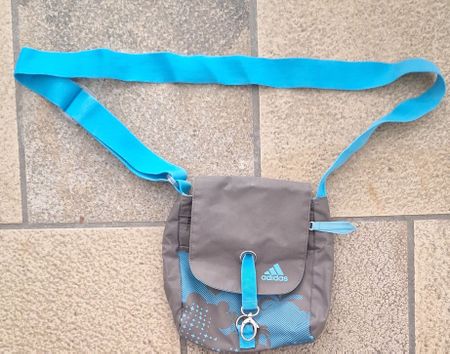 Sac bandoulière Adidas - Parfait pour l'été et les festivals