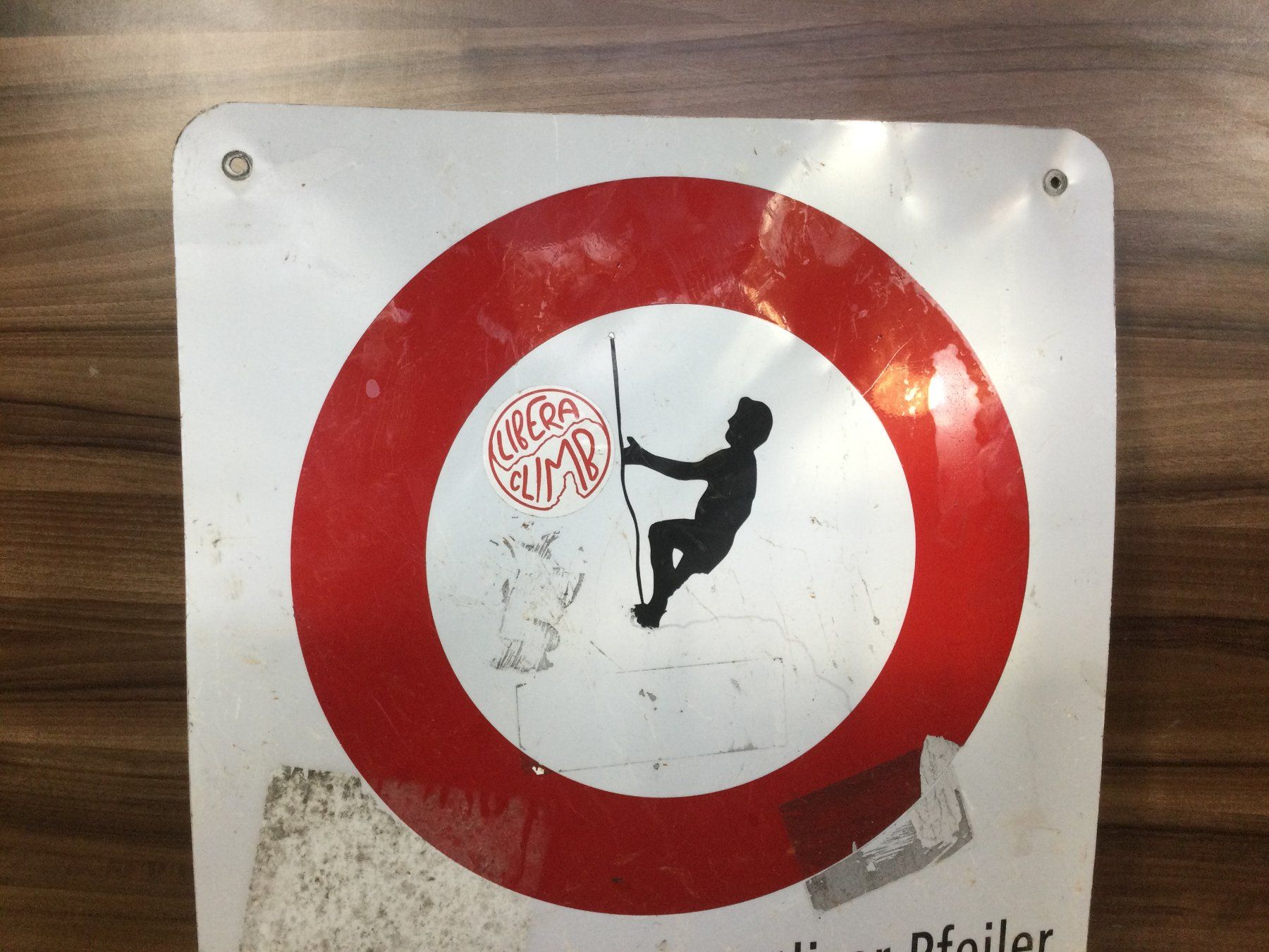 Insegne: Gebrauchtes Verbots Schild Klettern verboten – Usato da Wangen SZ venduto da kuriosum12 6
