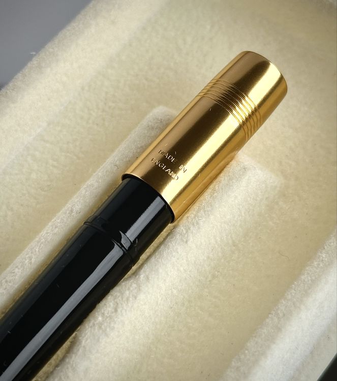 Dunhill Cigarette Holder (Gebraucht) in Zürich für CHF 35 – mit ...