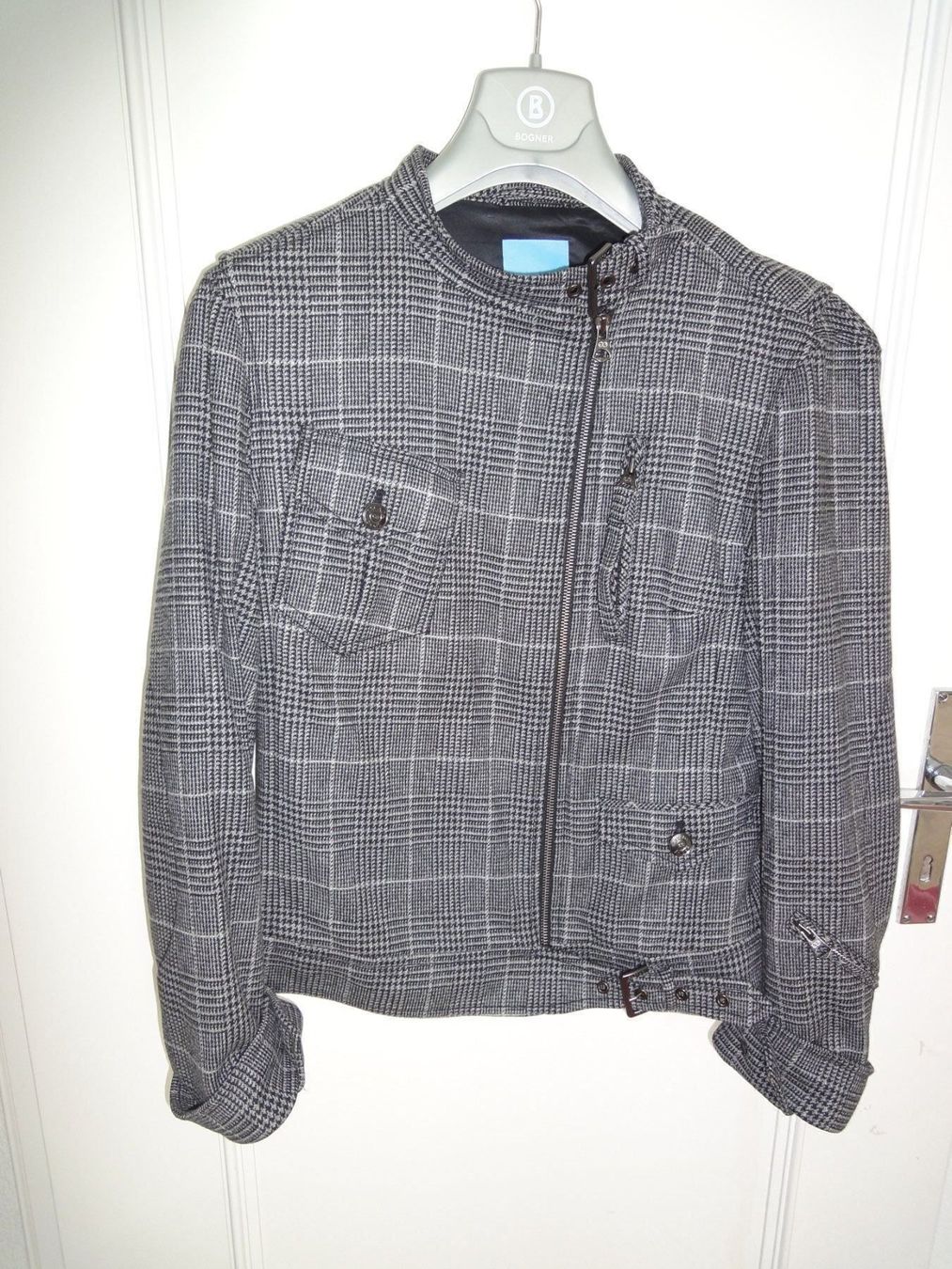 Escada Jacken: Escada Blouson – Gebraucht aus Zufikon von andrea0510