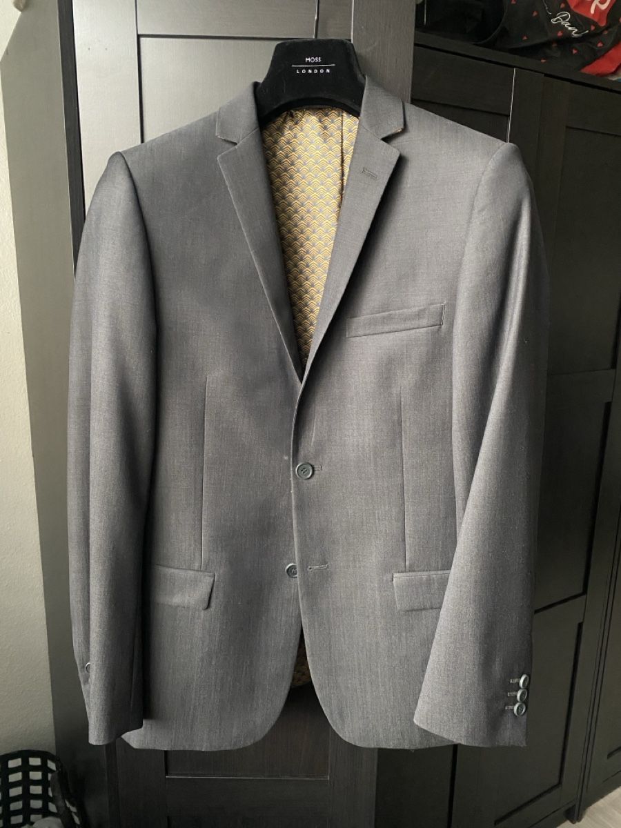 Ted Baker Costumes: Ted Baker Herren-Anzug Gr. 50, Grau – D'occasion à Hausen AG par xavers