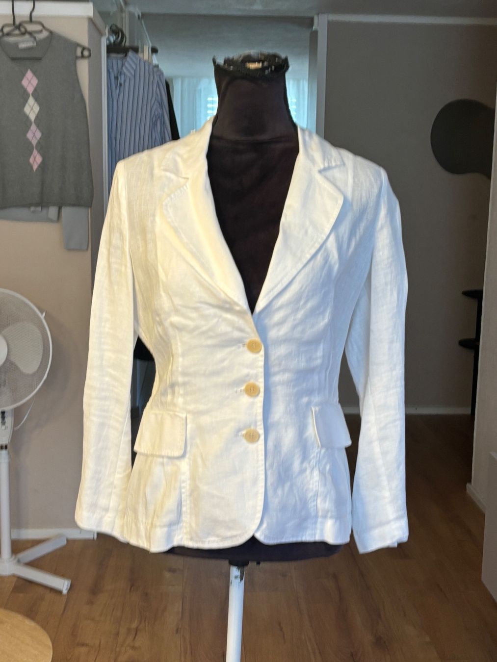Jacken: Maria Di Ripabianca Blazer 100% Leinen – Gebraucht aus St. Margrethen SG von dijanaO