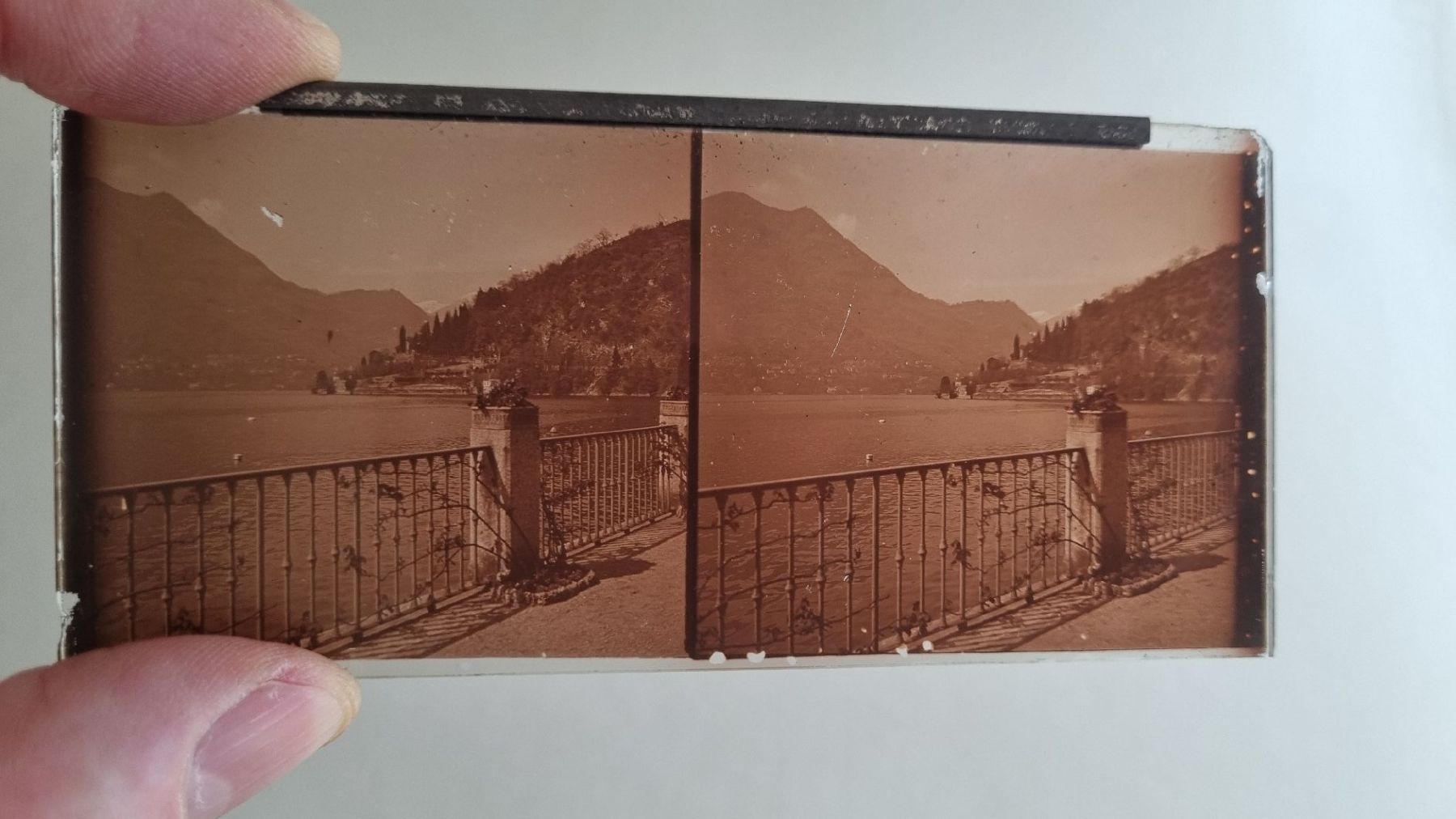 Fotocamera: Stéréoscope Planox avec 83 photos – Usato da Blonay venduto da wjones 4