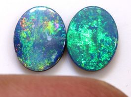 Paar Australische Opal Dubletten 2.60cts