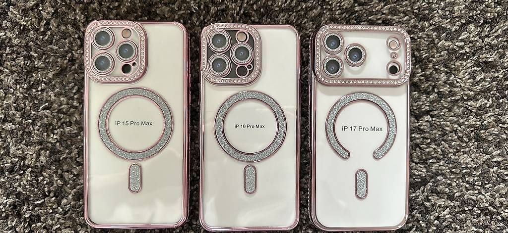 Cover & Protezioni schermo: iPhone 15/16/17 PRO MAX hülle – Usato da Luzern venduto da claiudiu 1