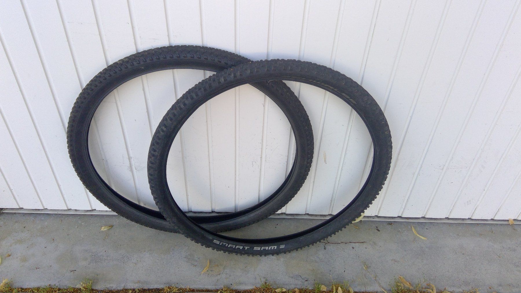 Schwalbe Pneumatici & Ruote complete: Reifen 29 Zoll - Schwalbe und WID – Usato da Richterswil venduto da Baggenstoss 2