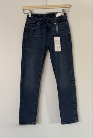 s.Oliver Jeans Kinder Gr. 140 NEU mit Etikett - Joggerstyle 