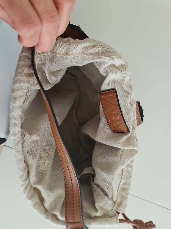Borse da donna: Umhängetasche braun von ZARA  – Usato da Allschwil venduto da 86d_fmd5 2