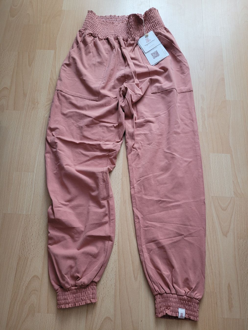 Leggings: Yoga Hose neu – Neu und originalverpackt aus Perlen von Safari_23