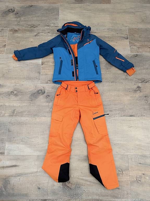 Albright Jacken & Mäntel: Skianzug Albright Grösse 140 – Gebraucht aus Othmarsingen von Oepfel