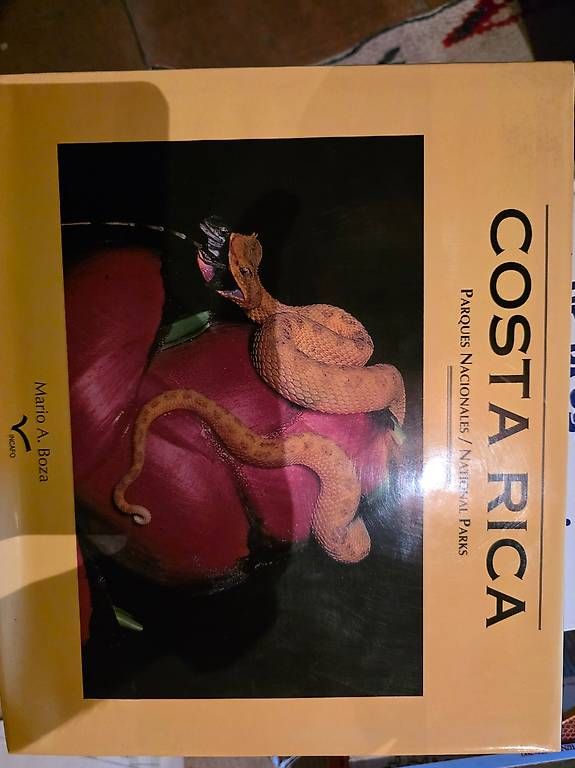 Libri: Costa Rica  – Usato da Lugano venduto da big_t6x6