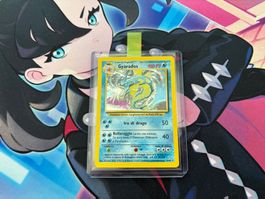2000 POKEMON Gyarados Holo Base Set 6