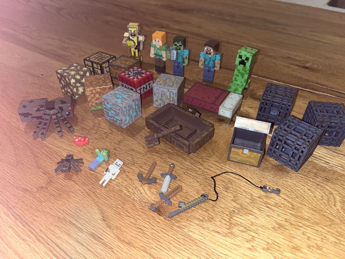 Giocattoli: Minecraft Figuren Set mit Zubehör – Usato da Oberengstringen venduto da Edu78 2