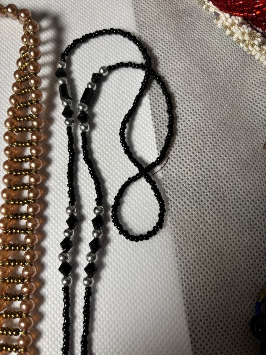 Ketten: Necklace beads – Gebraucht aus Confignon von Second_Hand_Ch 5