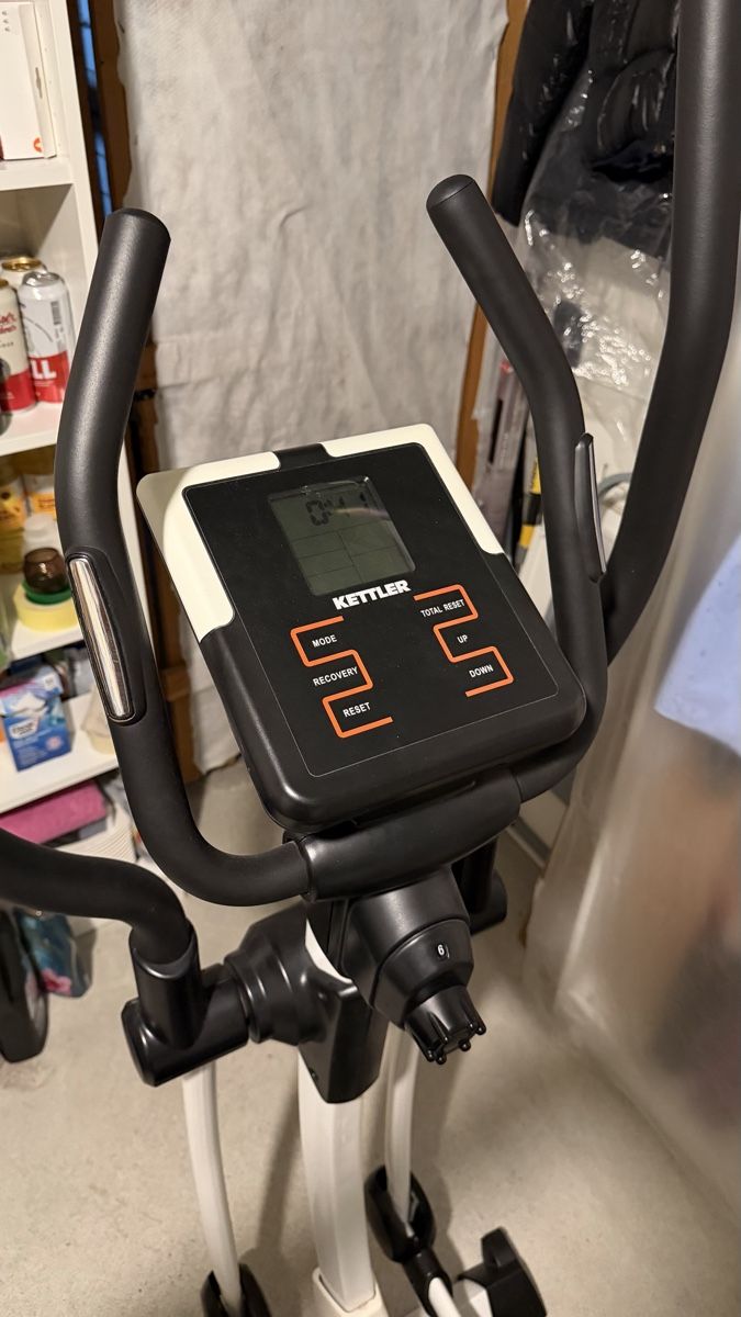 Hometrainer: Crosstrainer guter Zustand – Gebraucht aus St.Gallen von ale_j66s 1